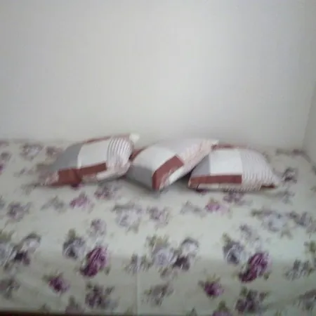 Ronco شقة *